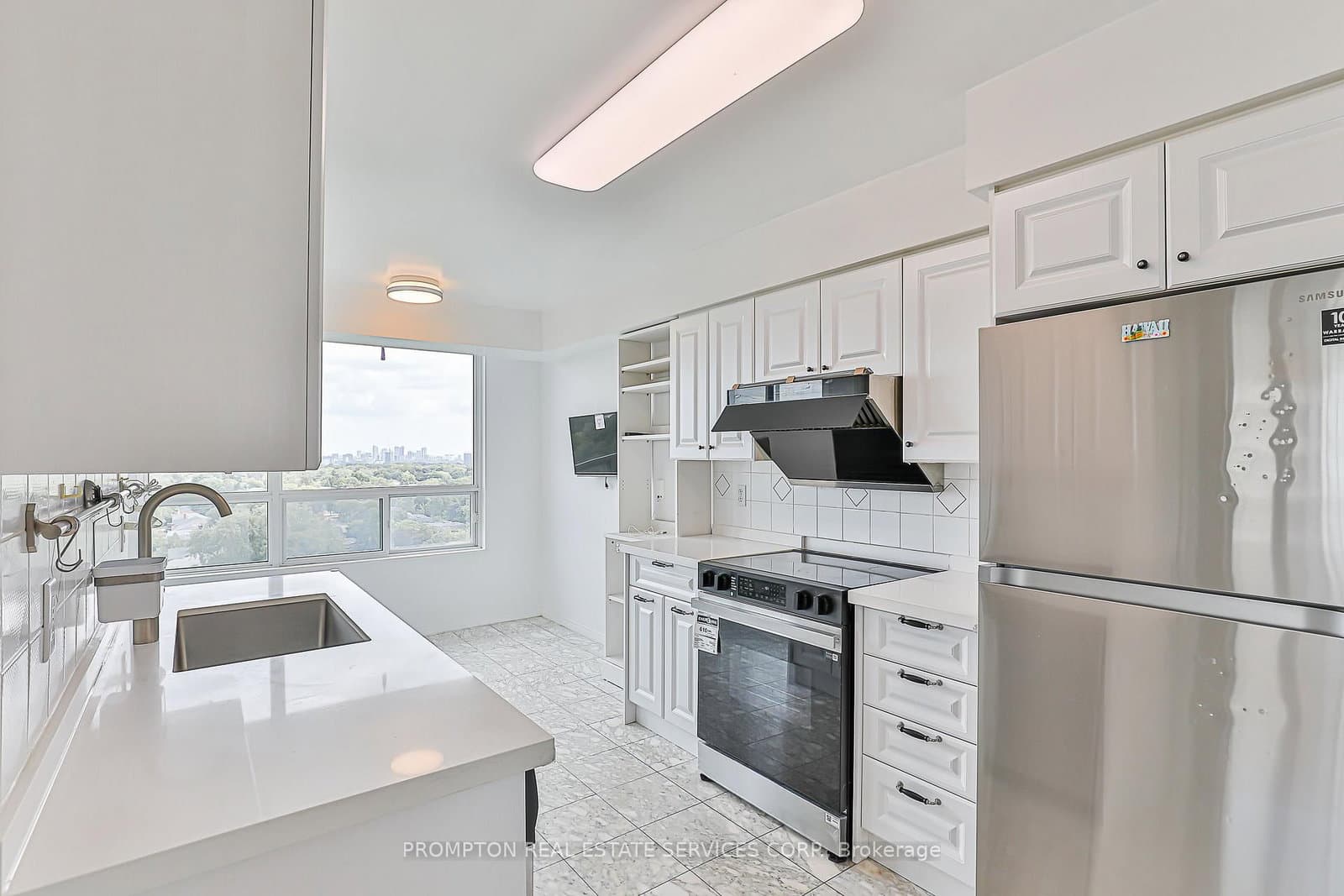 238 Doris Avenue, Unit 2009 thumbnail 5