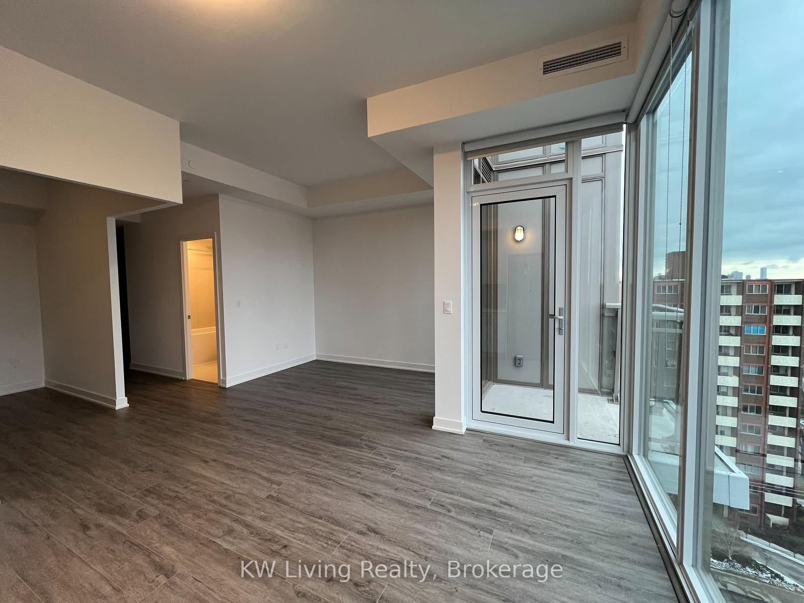 1 Cardiff Road, Unit 1105 thumbnail 10