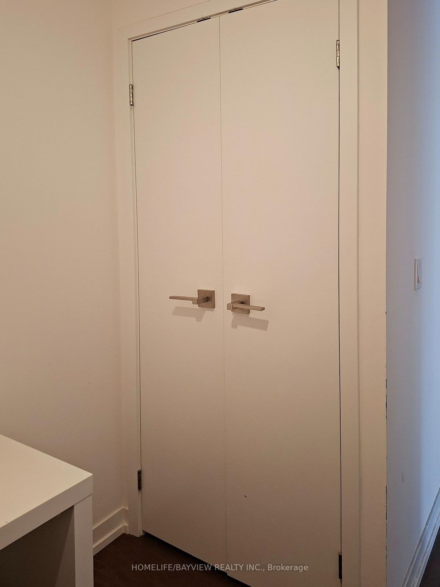 89 Dunfield Avenue, Unit 2106 thumbnail 18