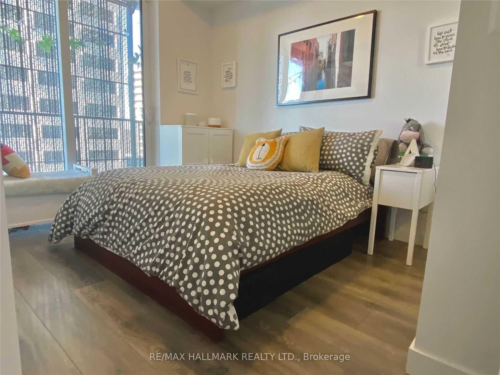 8 Eglinton Avenue E, Unit 604 thumbnail 12
