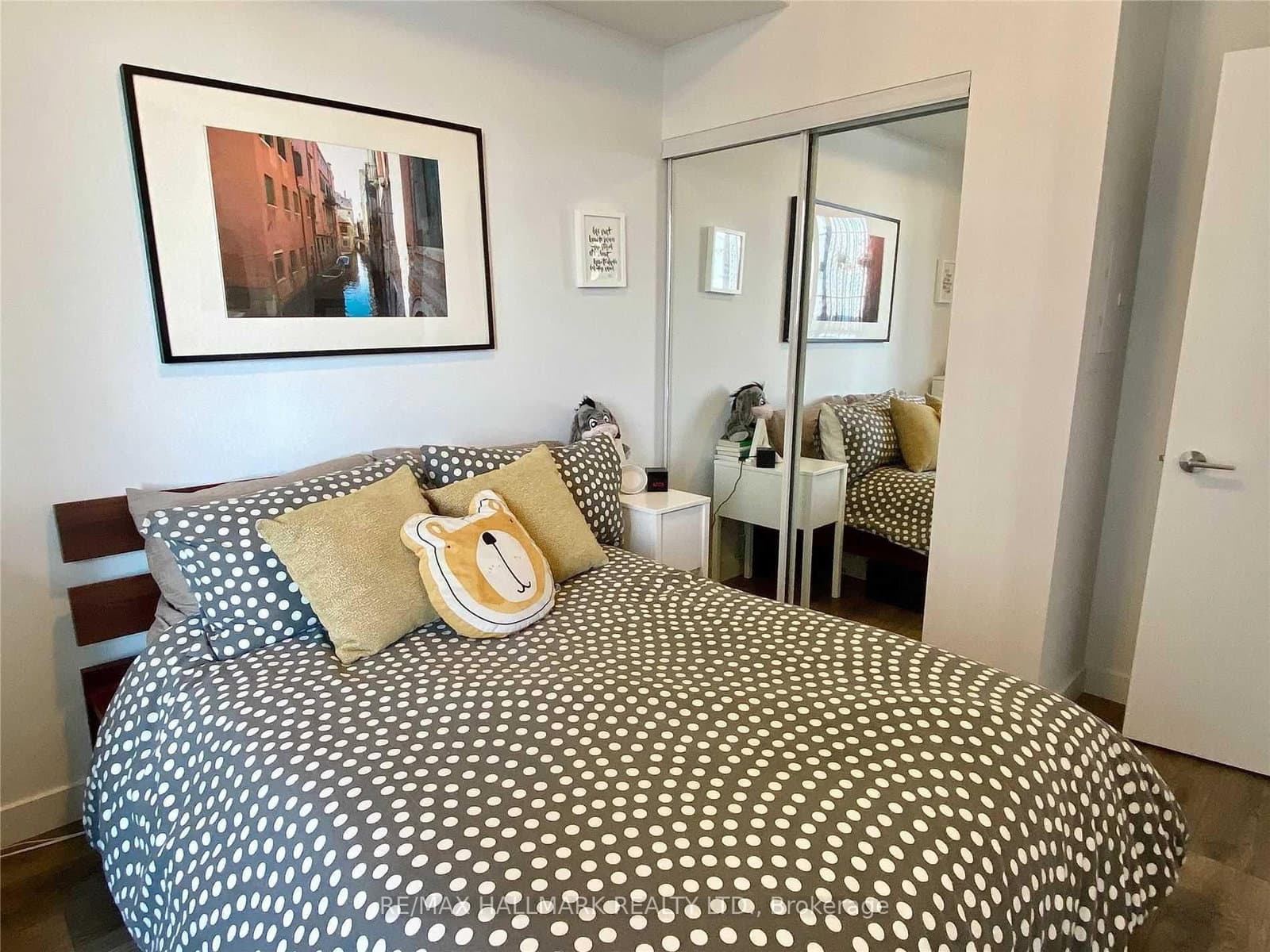 8 Eglinton Avenue E, Unit 604 thumbnail 13