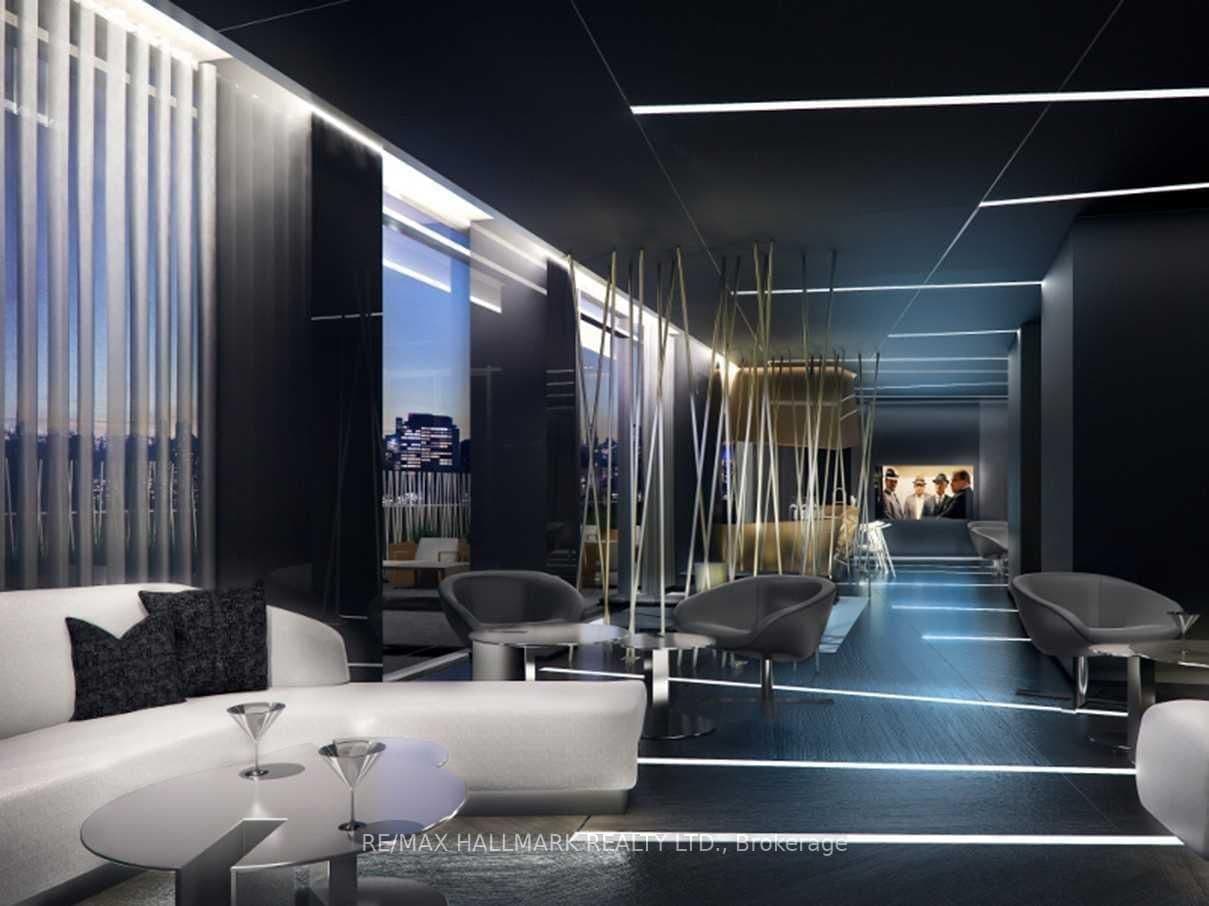8 Eglinton Avenue E, Unit 604 thumbnail 3