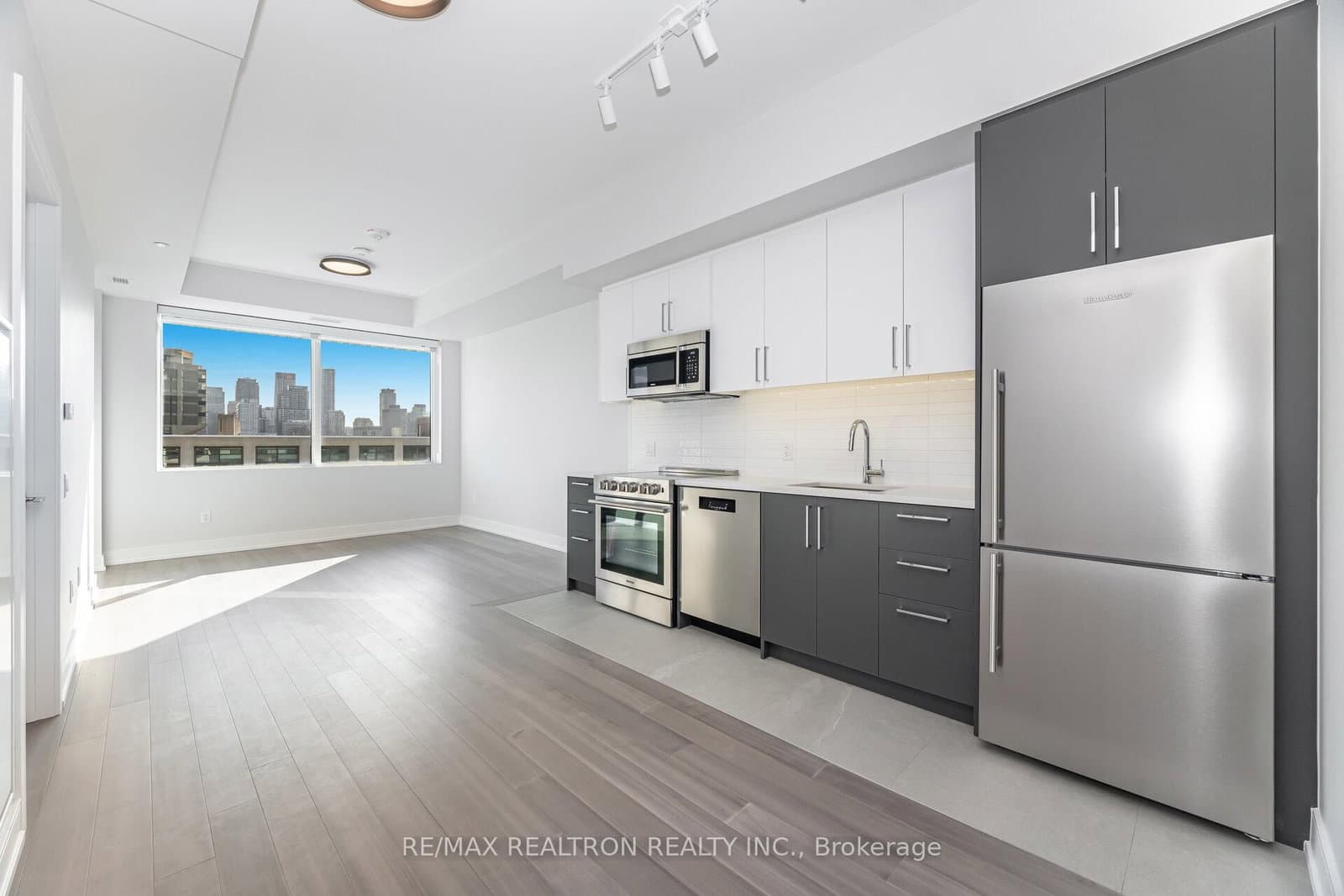 664 Spadina Avenue, Unit 508
