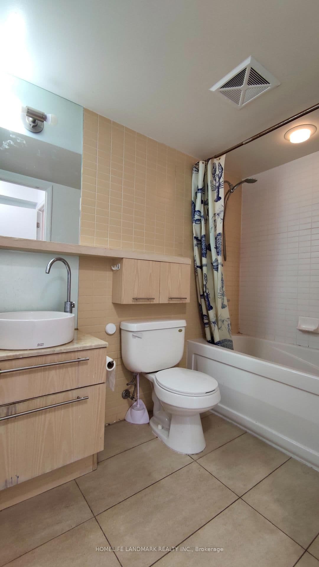 21 Carlton Street, Unit 1810 thumbnail 7