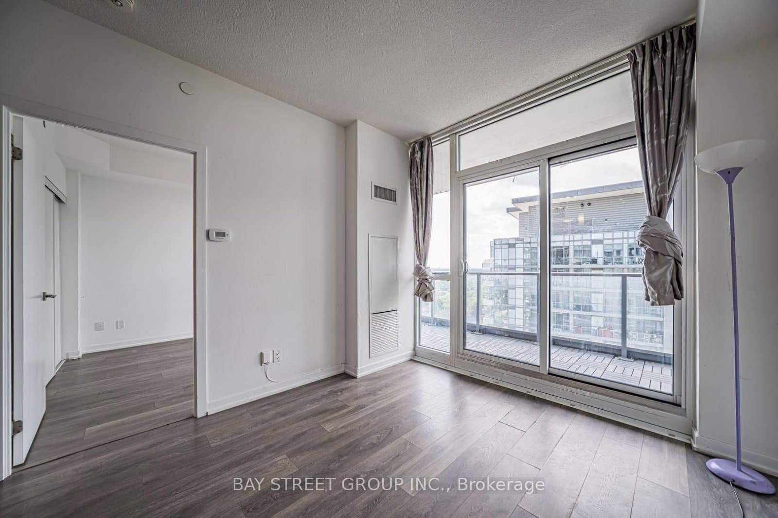 56 Forest Manor Road, Unit 1205 thumbnail 12