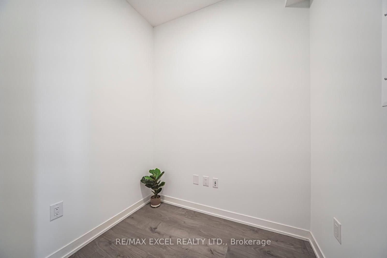20 Richardson Street, Unit 3311 thumbnail 10