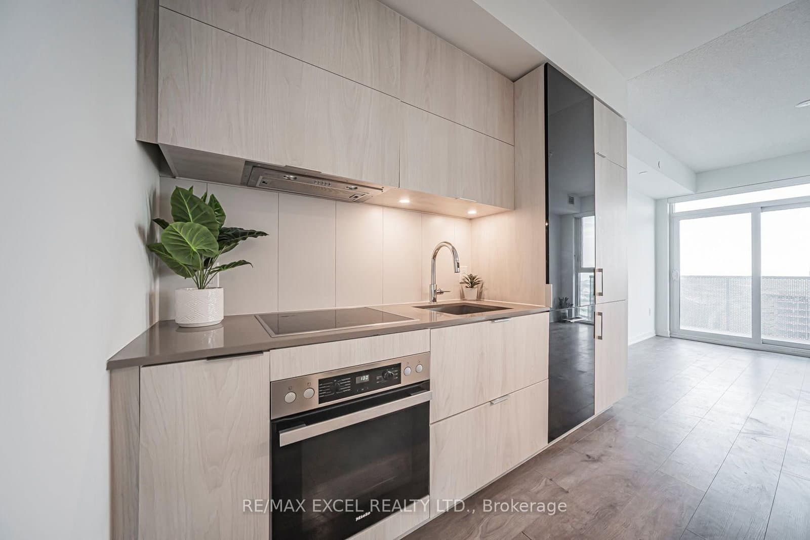 20 Richardson Street, Unit 3311 thumbnail 16