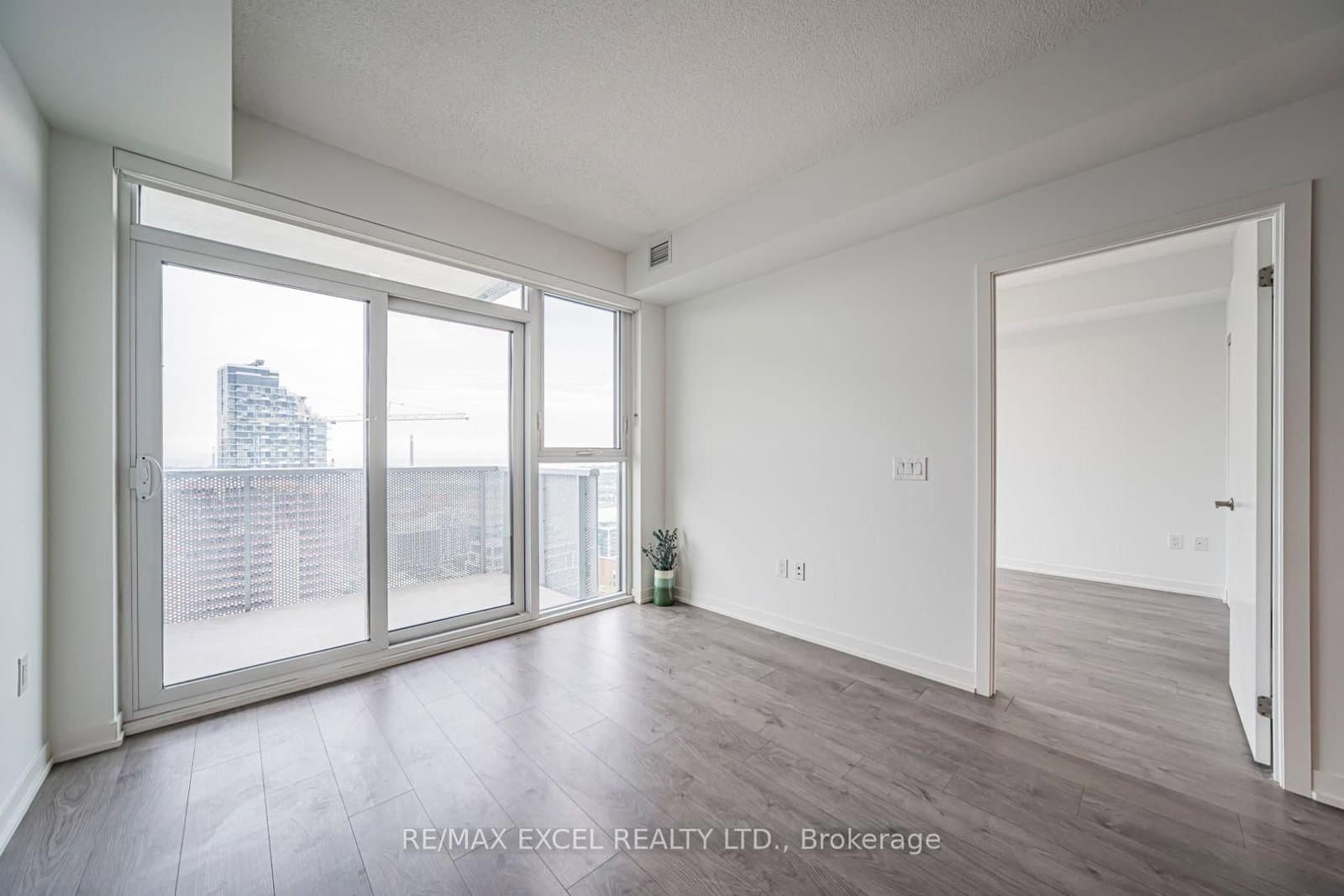 20 Richardson Street, Unit 3311 thumbnail 20