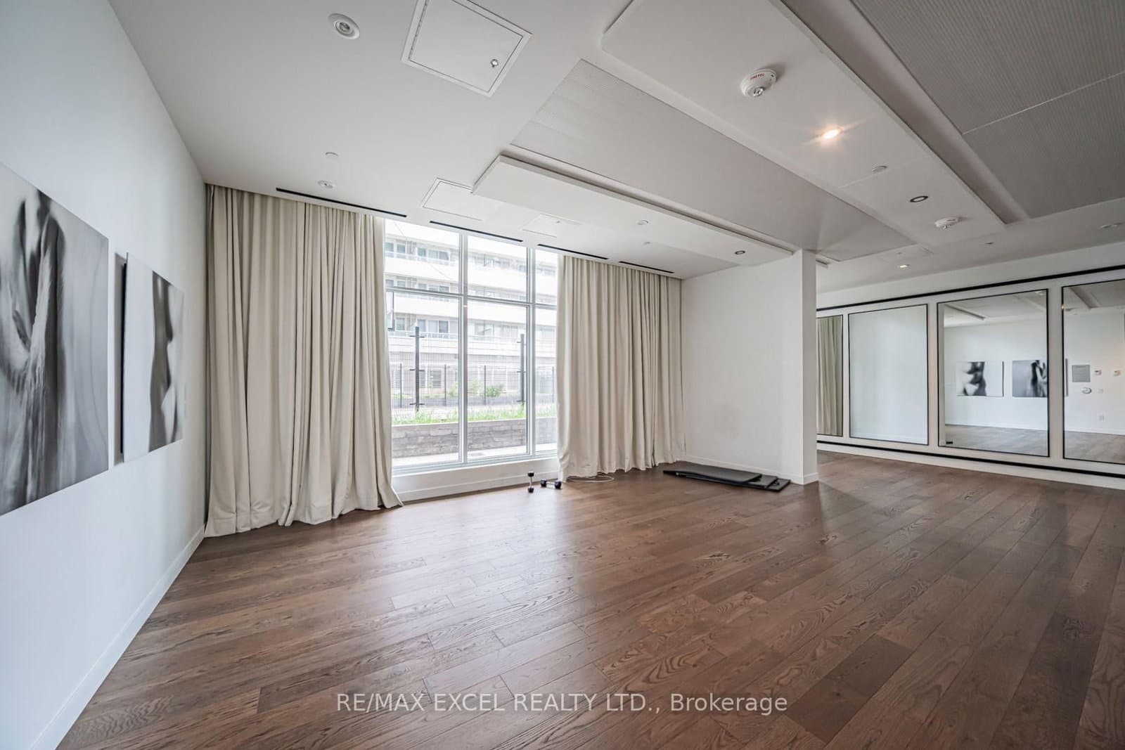 20 Richardson Street, Unit 3311 thumbnail 43