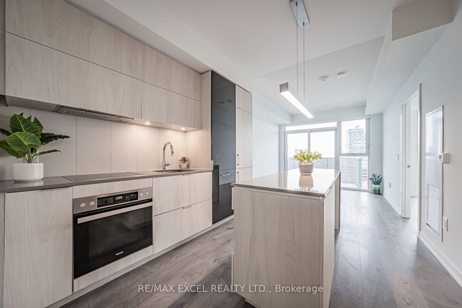 20 Richardson Street, Unit 3311 thumbnail 7