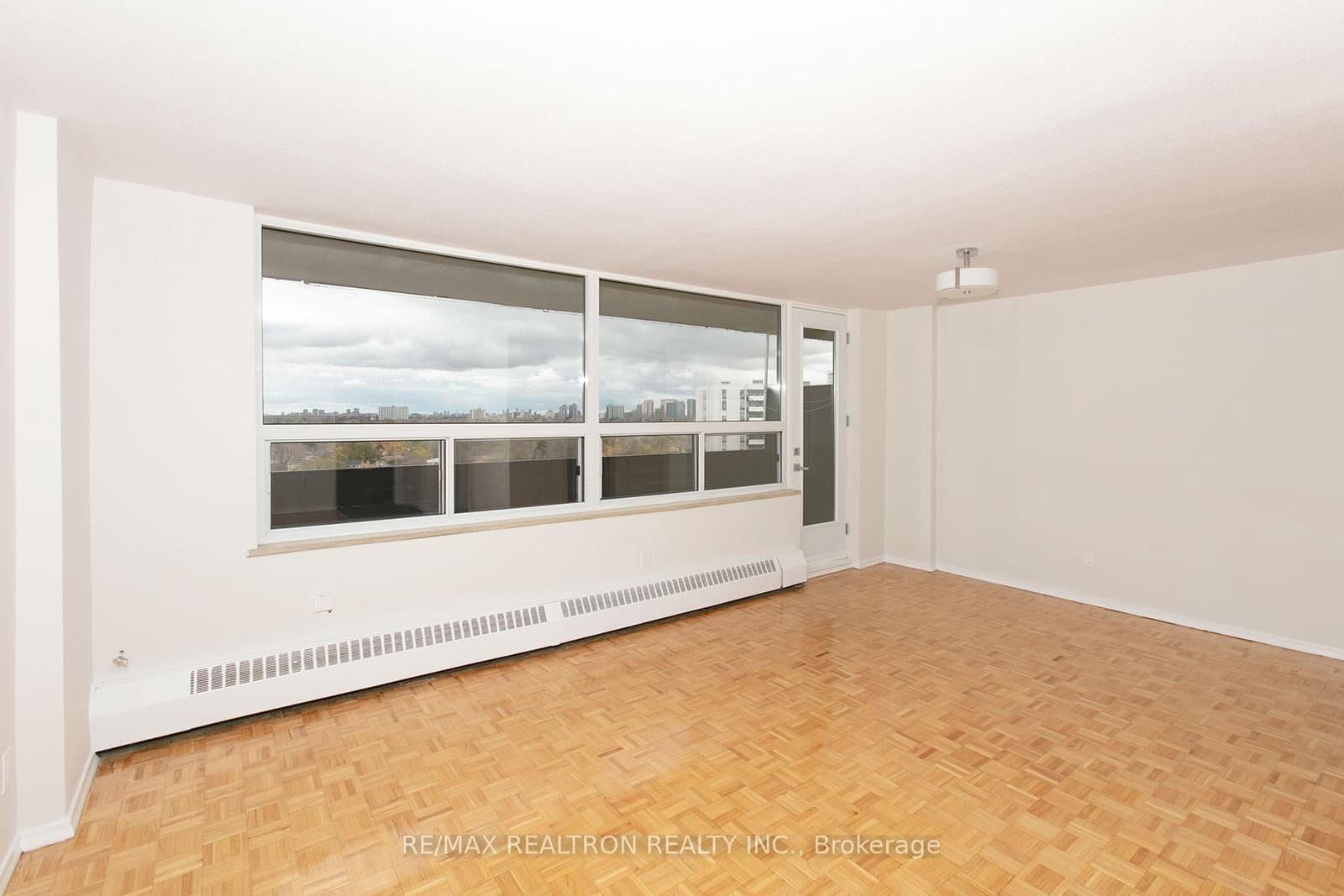 6200 Bathurst Street, Unit 601 thumbnail 2