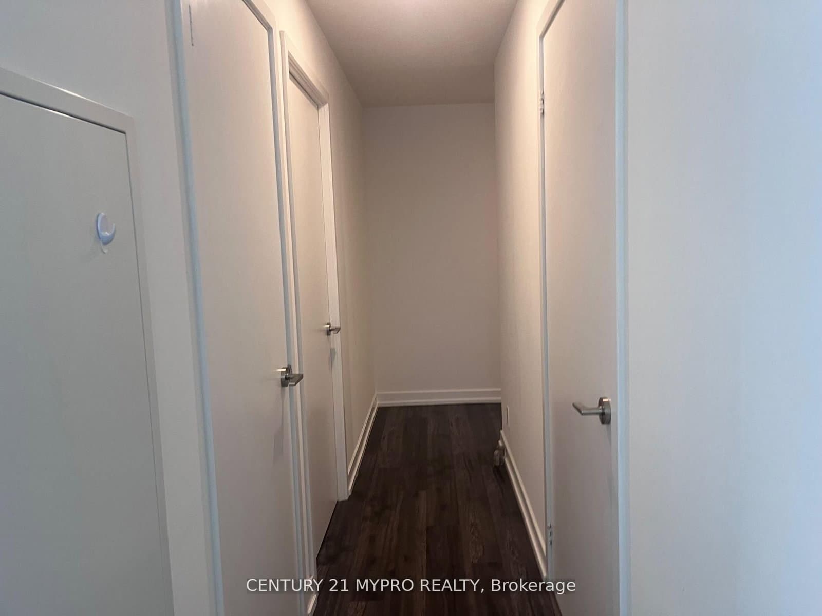 33 Helendale Avenue, Unit 1306 thumbnail 12