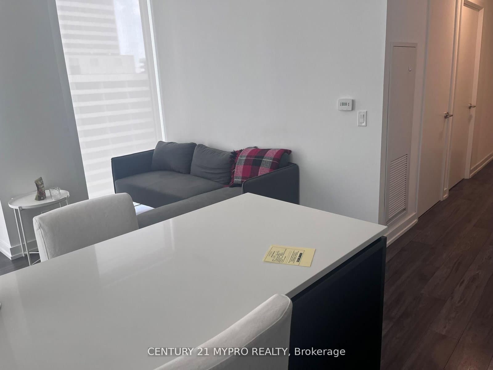 33 Helendale Avenue, Unit 1306 thumbnail 15