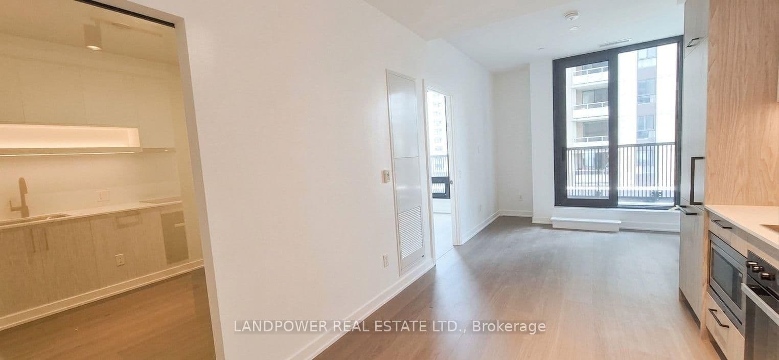 91 Montclair Avenue, Unit 802 thumbnail 7