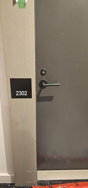 108 Peter Street, Unit 1702