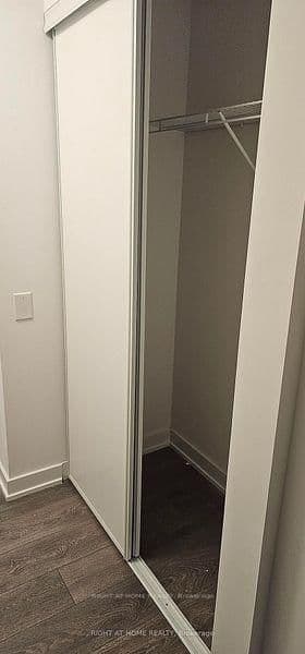 108 Peter Street, Unit 1702 thumbnail 12