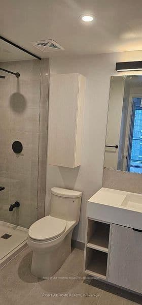 108 Peter Street, Unit 1702 thumbnail 15