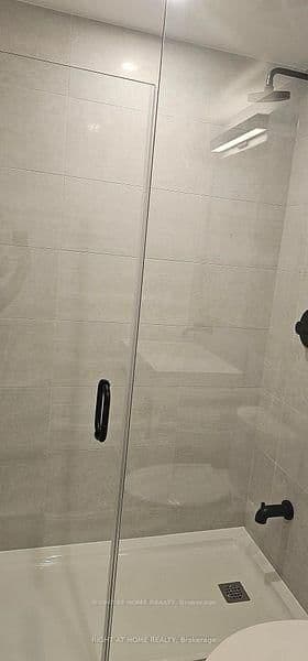 108 Peter Street, Unit 1702 thumbnail 16