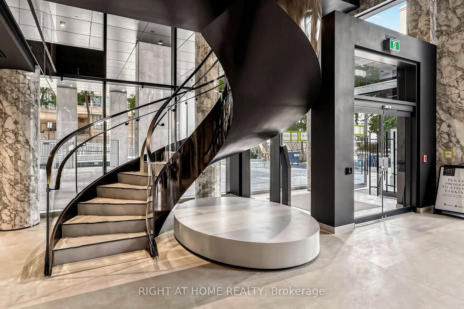 91 Montclair Avenue, Unit 1009 thumbnail 2