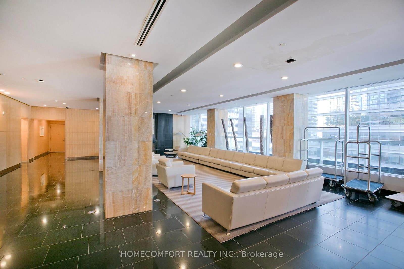 55 Bremner Boulevard, Unit 4107 thumbnail 32