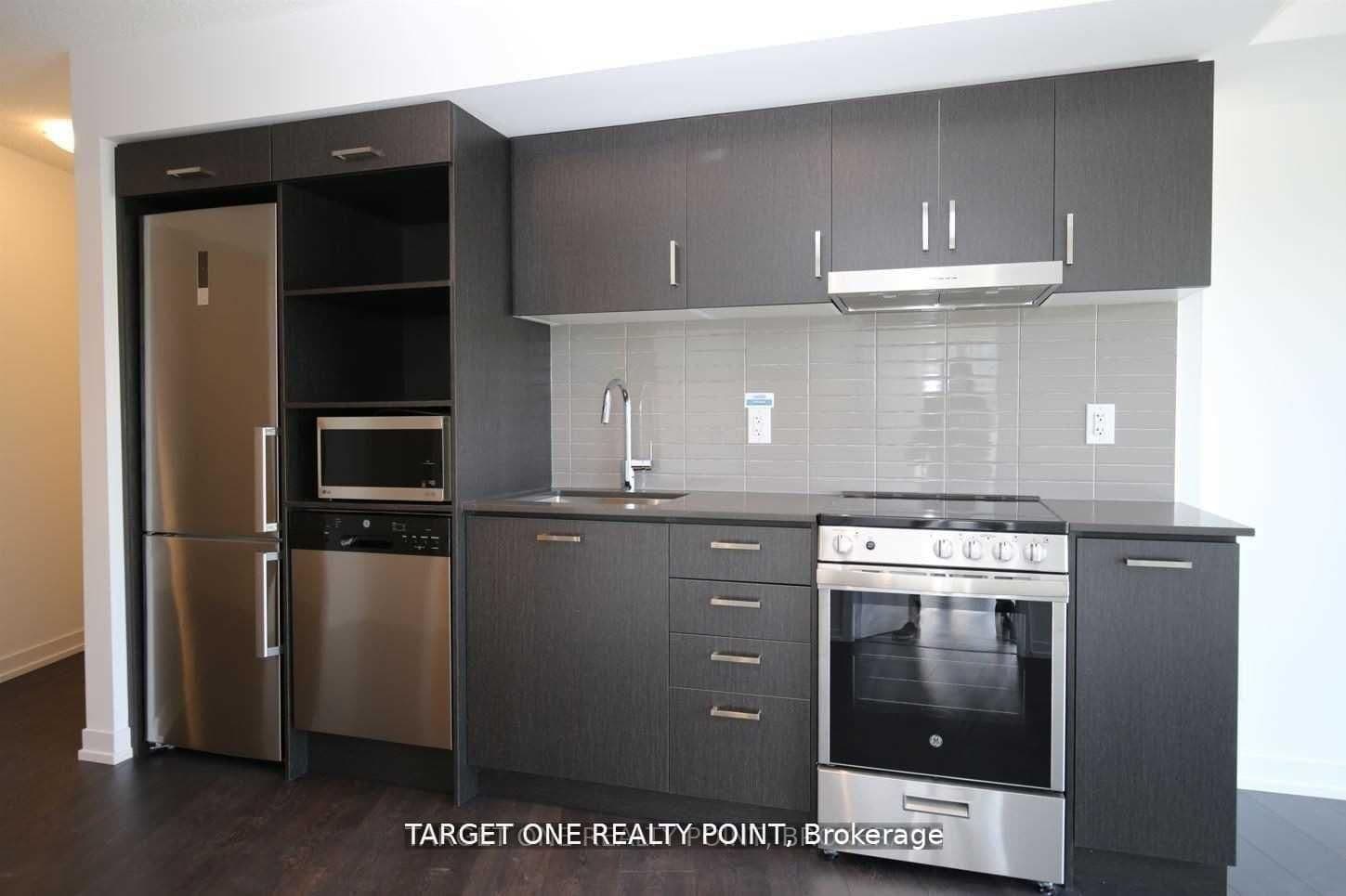 219 Dundas Street E, Unit 1603 thumbnail 3
