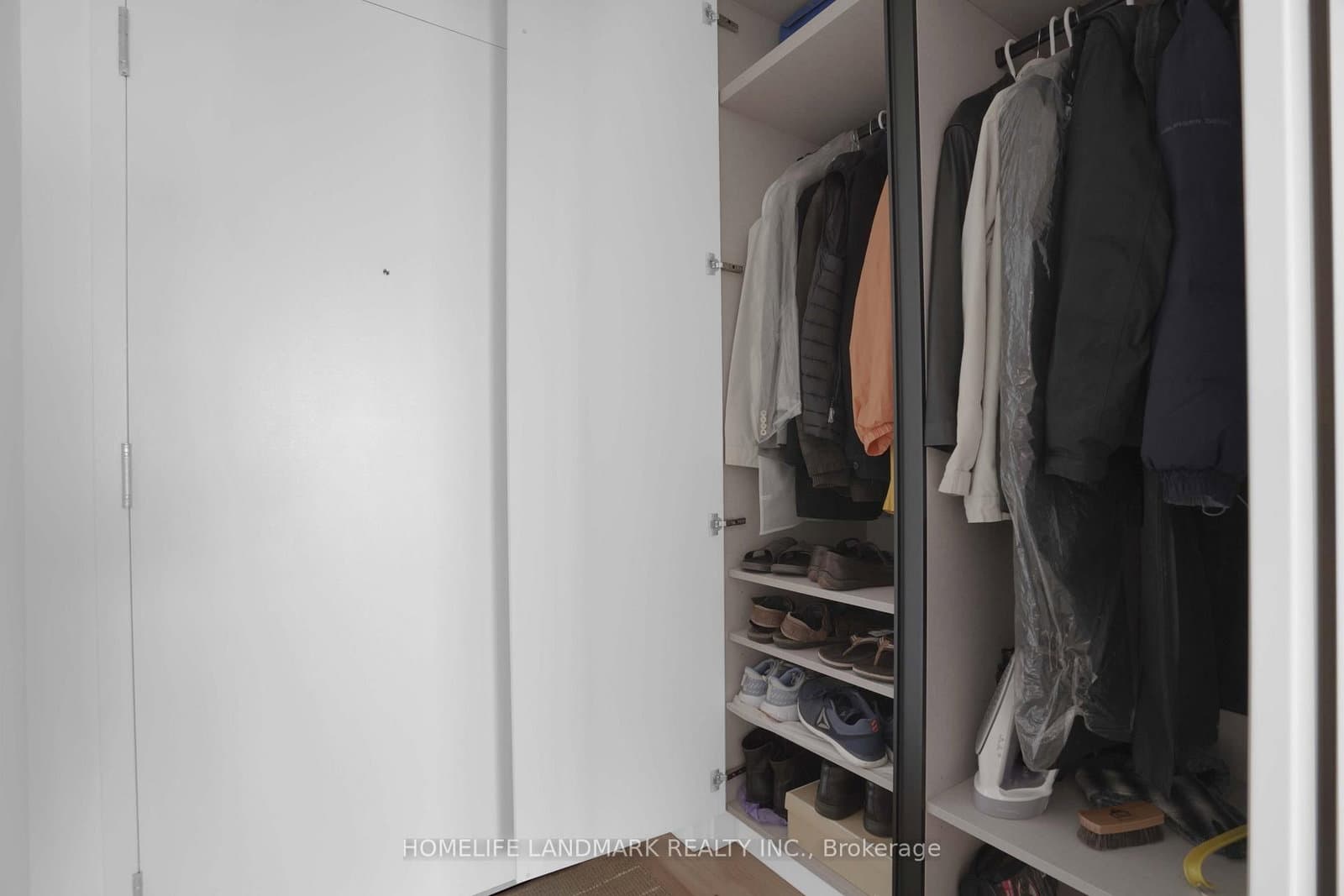 14 York Street, Unit 5207 thumbnail 19