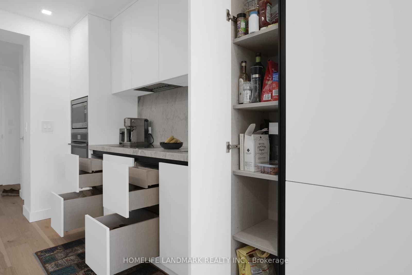 14 York Street, Unit 5207 thumbnail 9