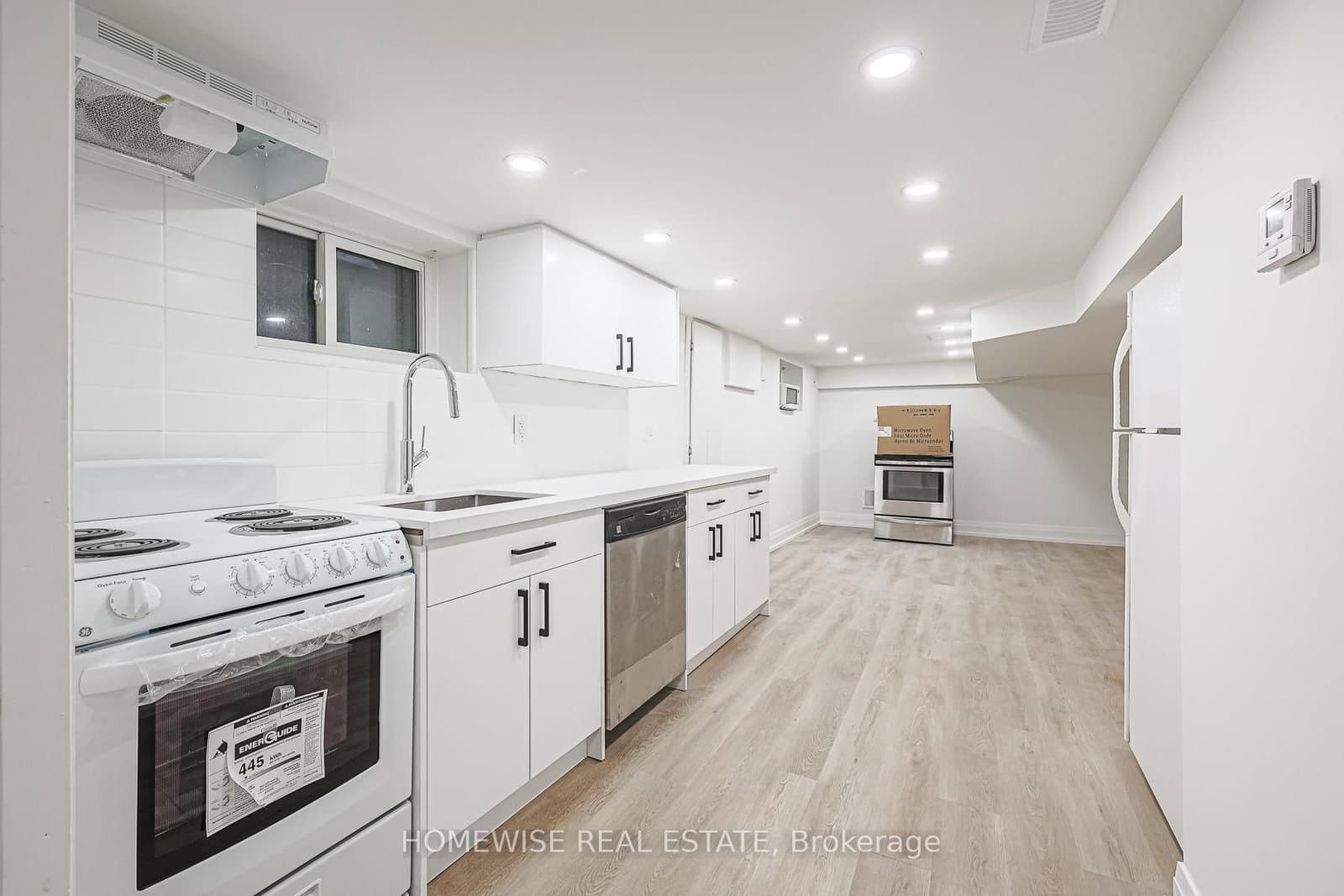 81 Shields Avenue, Unit Lower thumbnail 4