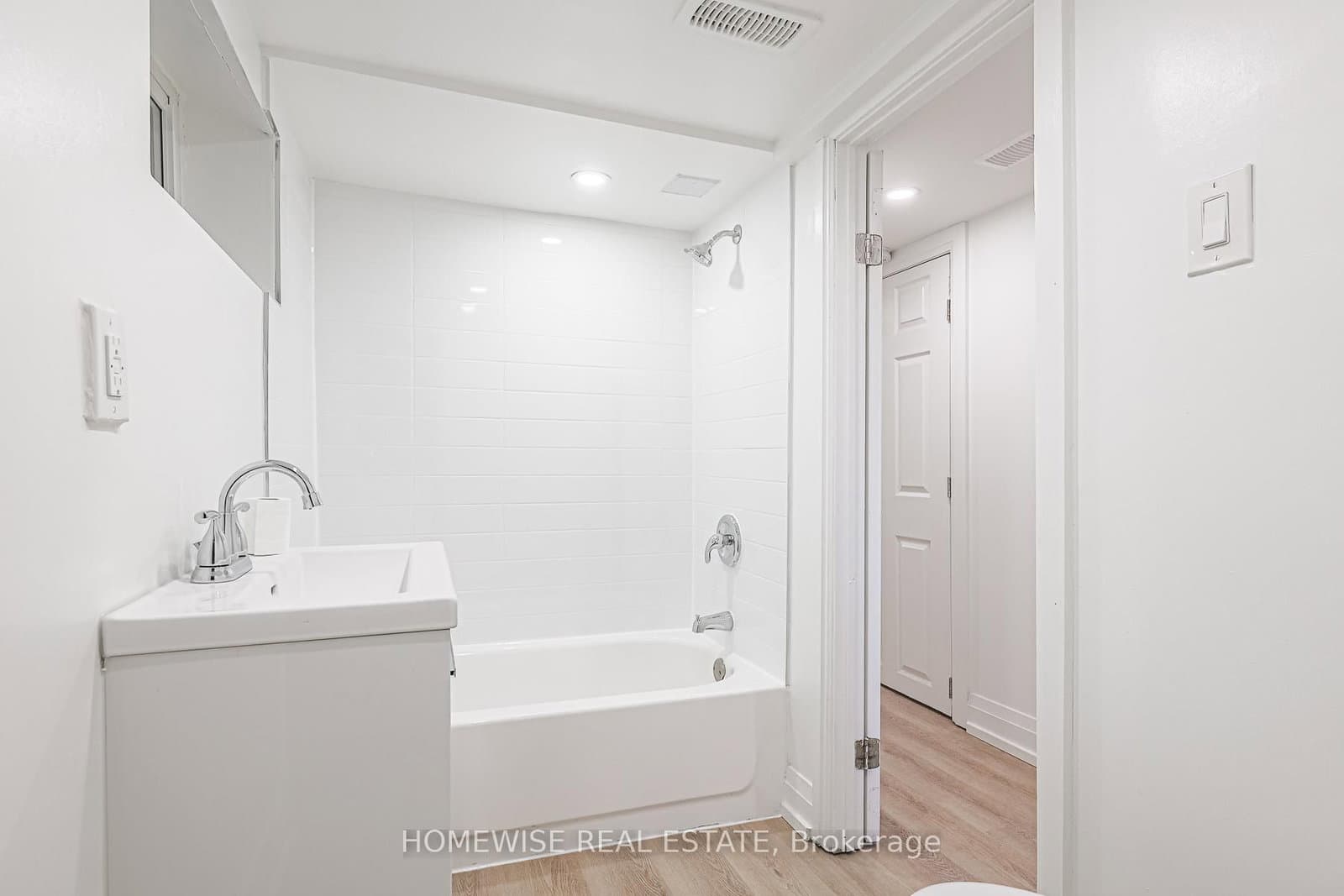 81 Shields Avenue, Unit Lower thumbnail 8