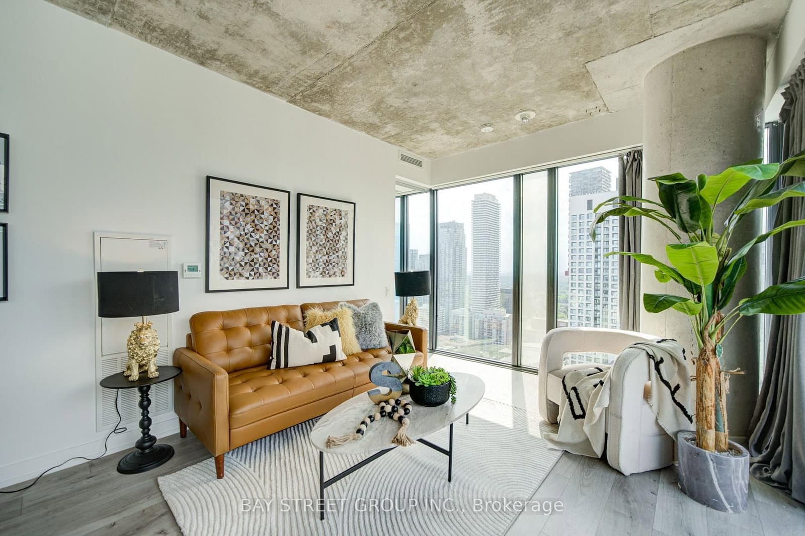 161 Roehampton Avenue, Unit 3303 thumbnail 18