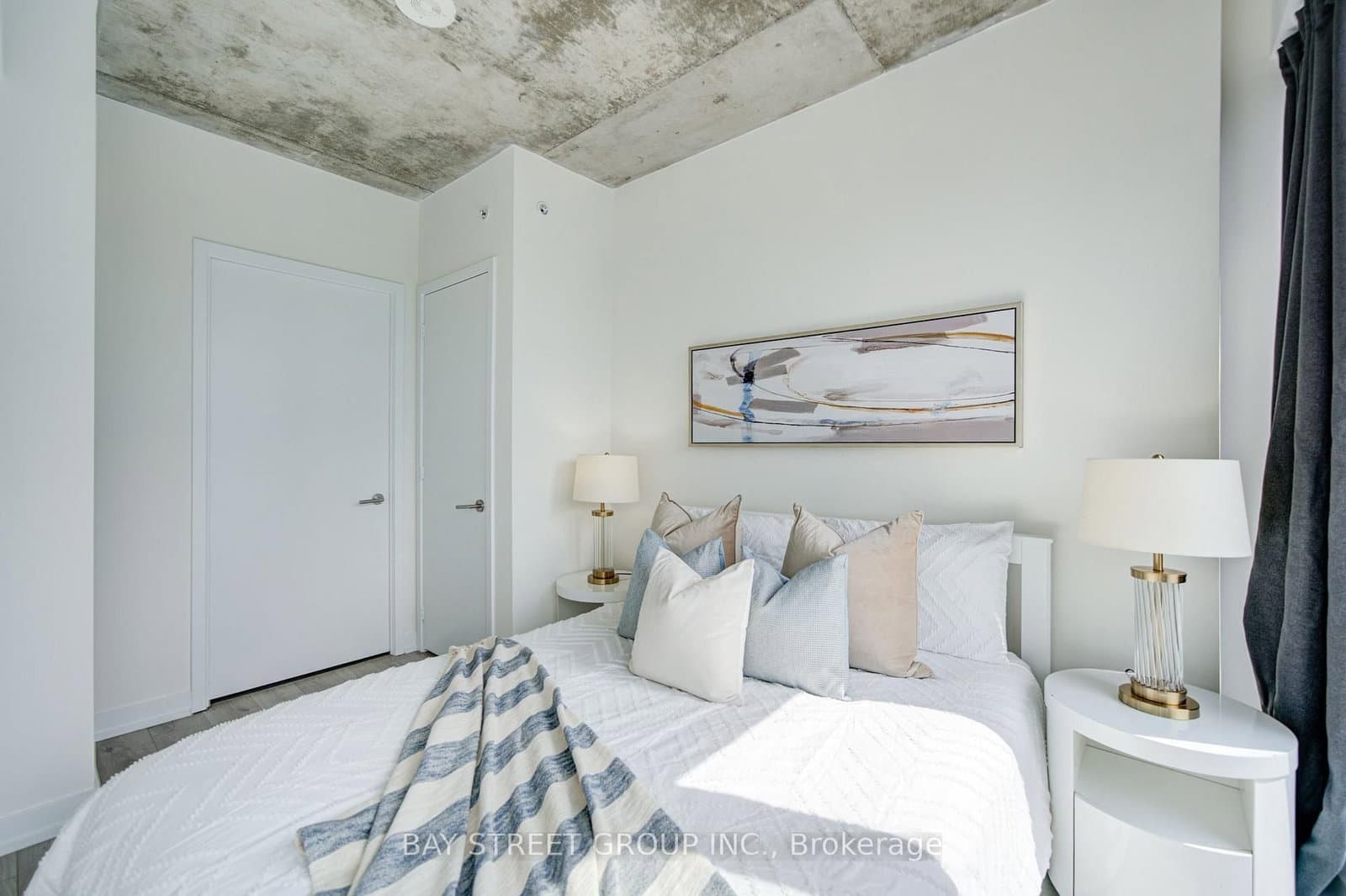 161 Roehampton Avenue, Unit 3303 thumbnail 25