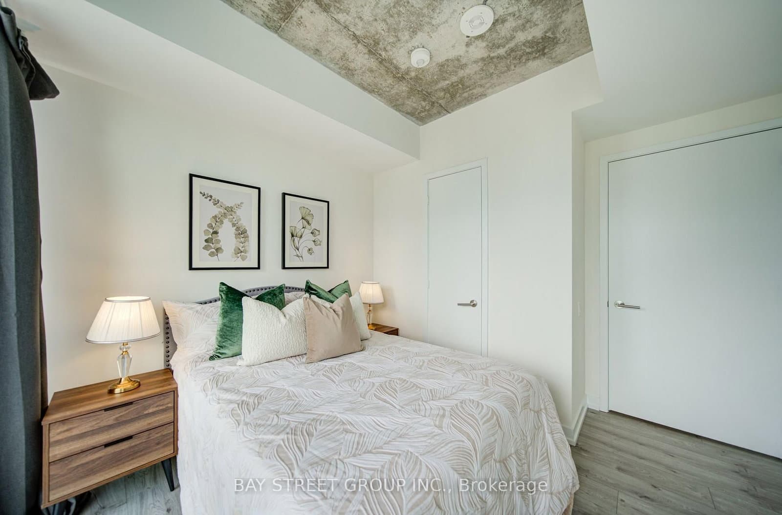 161 Roehampton Avenue, Unit 3303 thumbnail 32