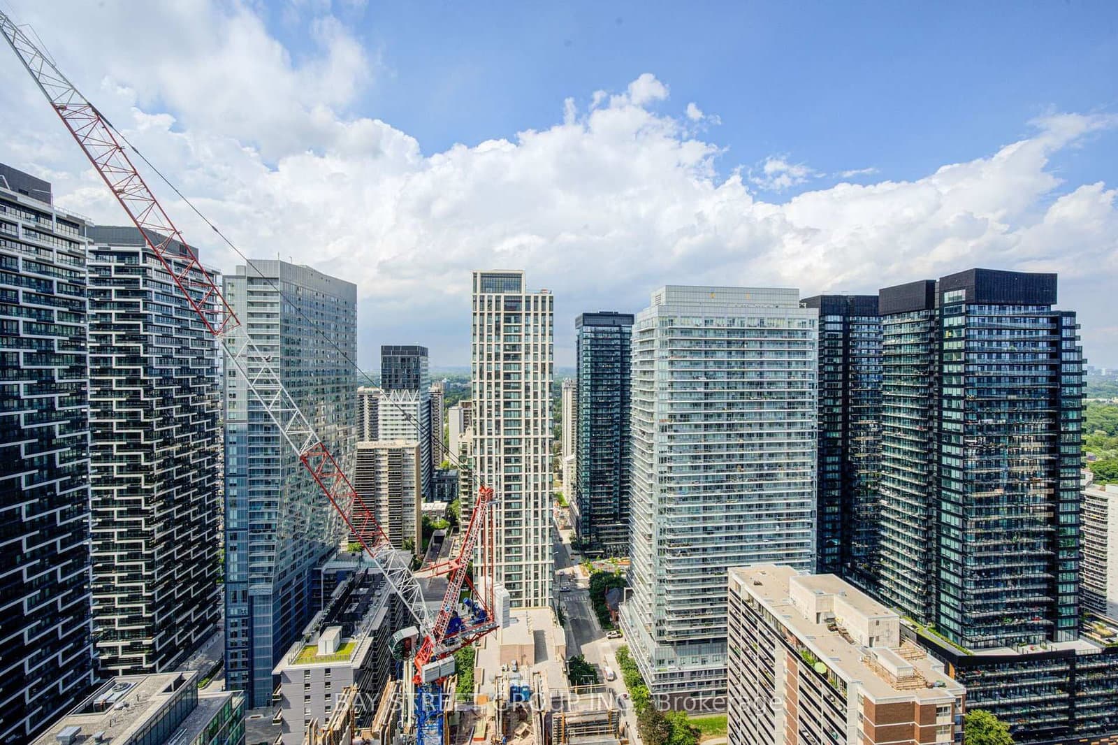 161 Roehampton Avenue, Unit 3303 thumbnail 38