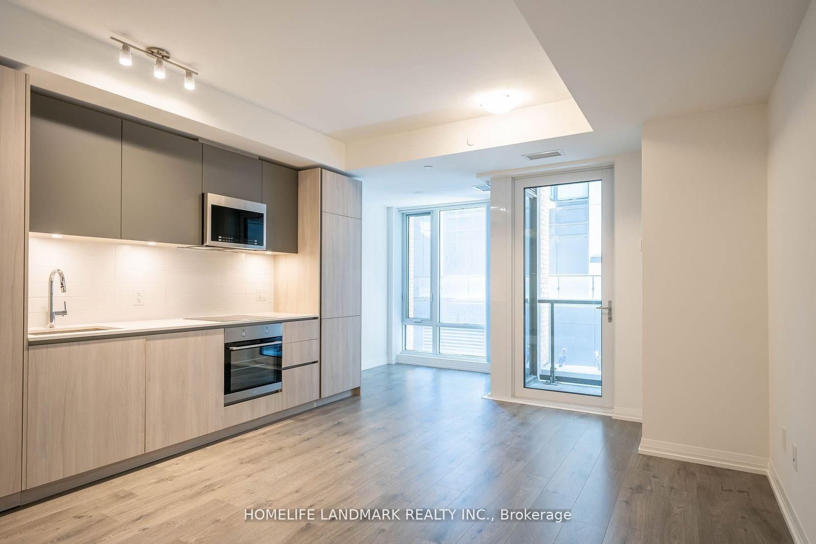 8 Widmer Street, Unit 601 thumbnail 10