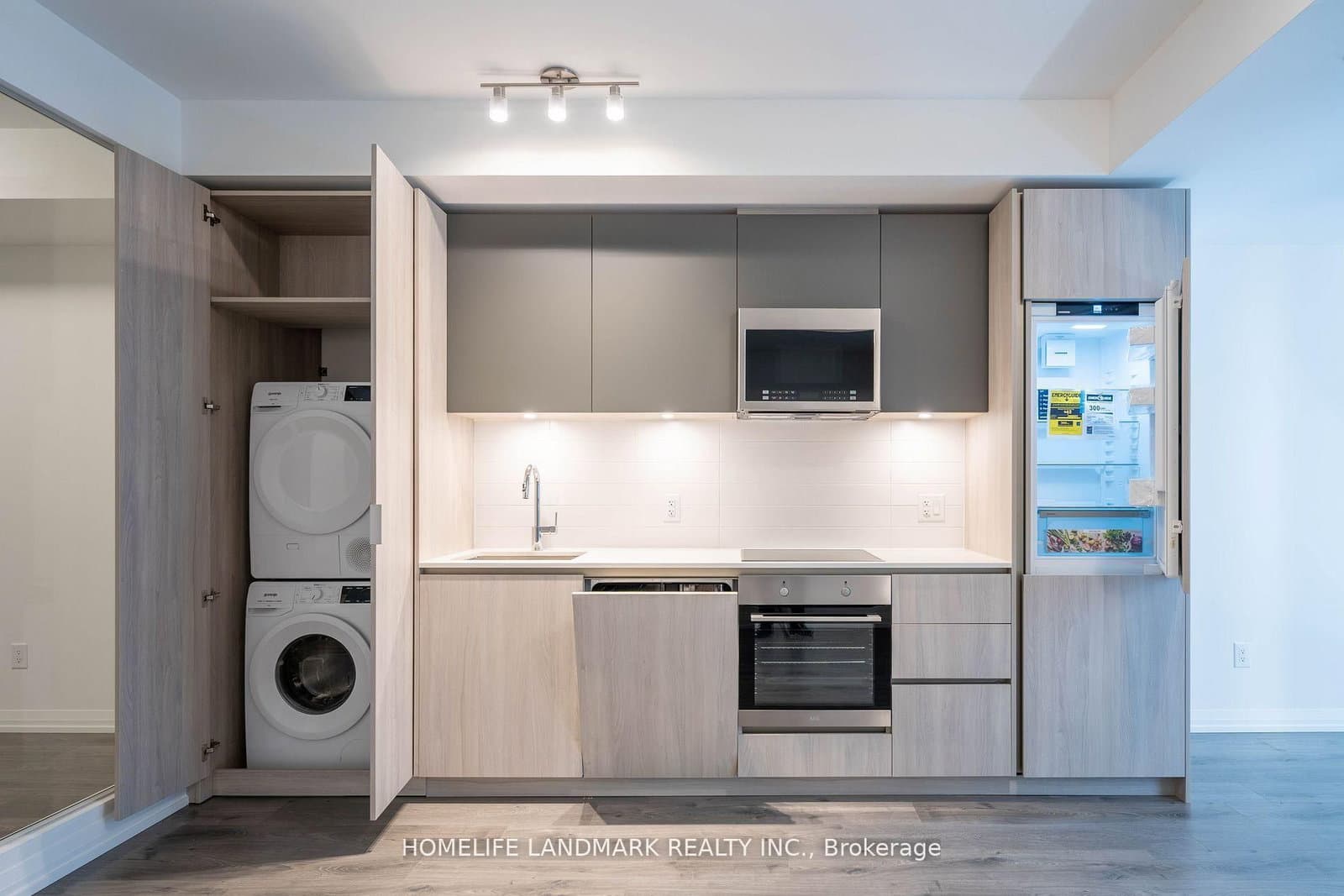 8 Widmer Street, Unit 601 thumbnail 15