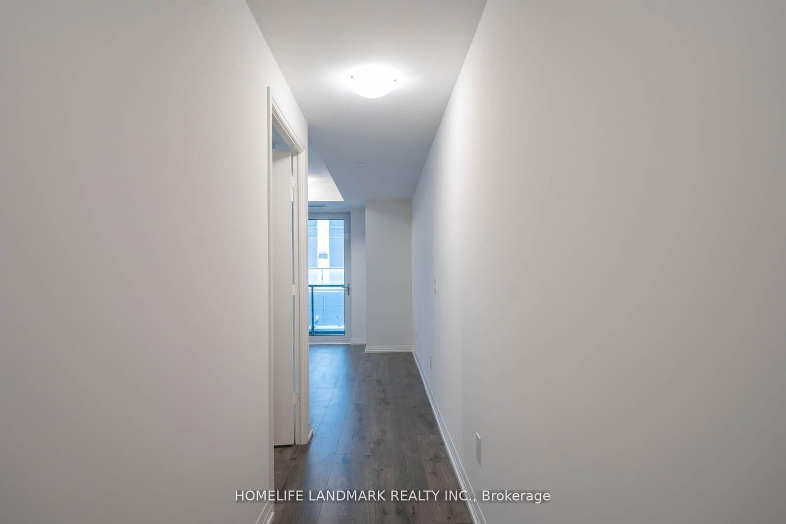 8 Widmer Street, Unit 601 thumbnail 6