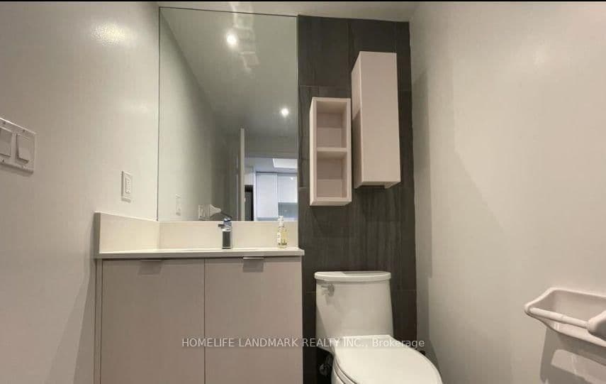 99 Broadway Avenue, Unit 1205 thumbnail 13