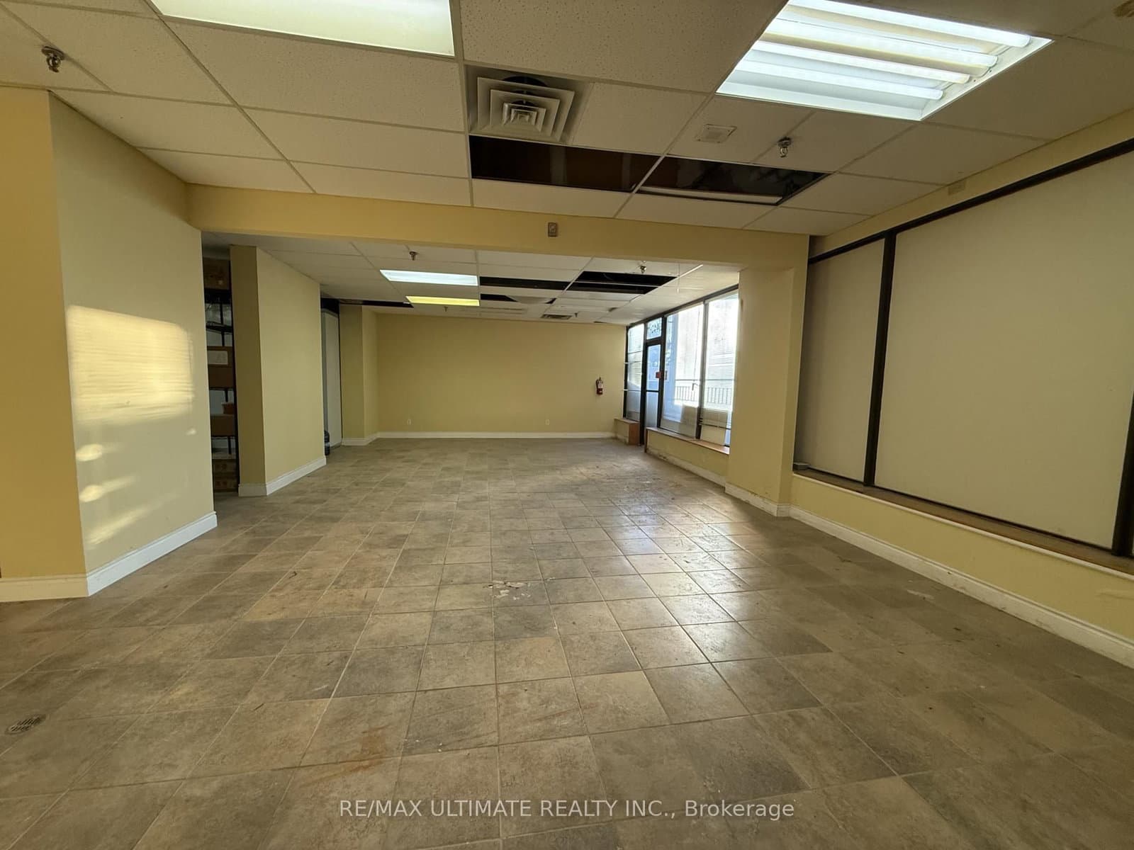 5440 Yonge Street, Unit 9-11 thumbnail 2