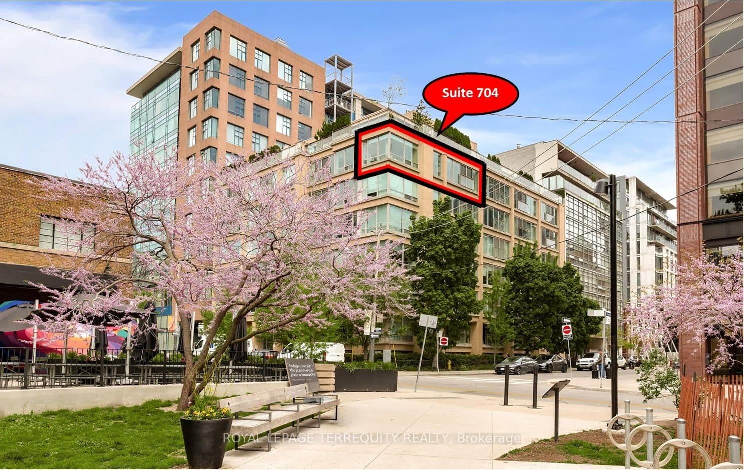 #704 - 50 Camden Street