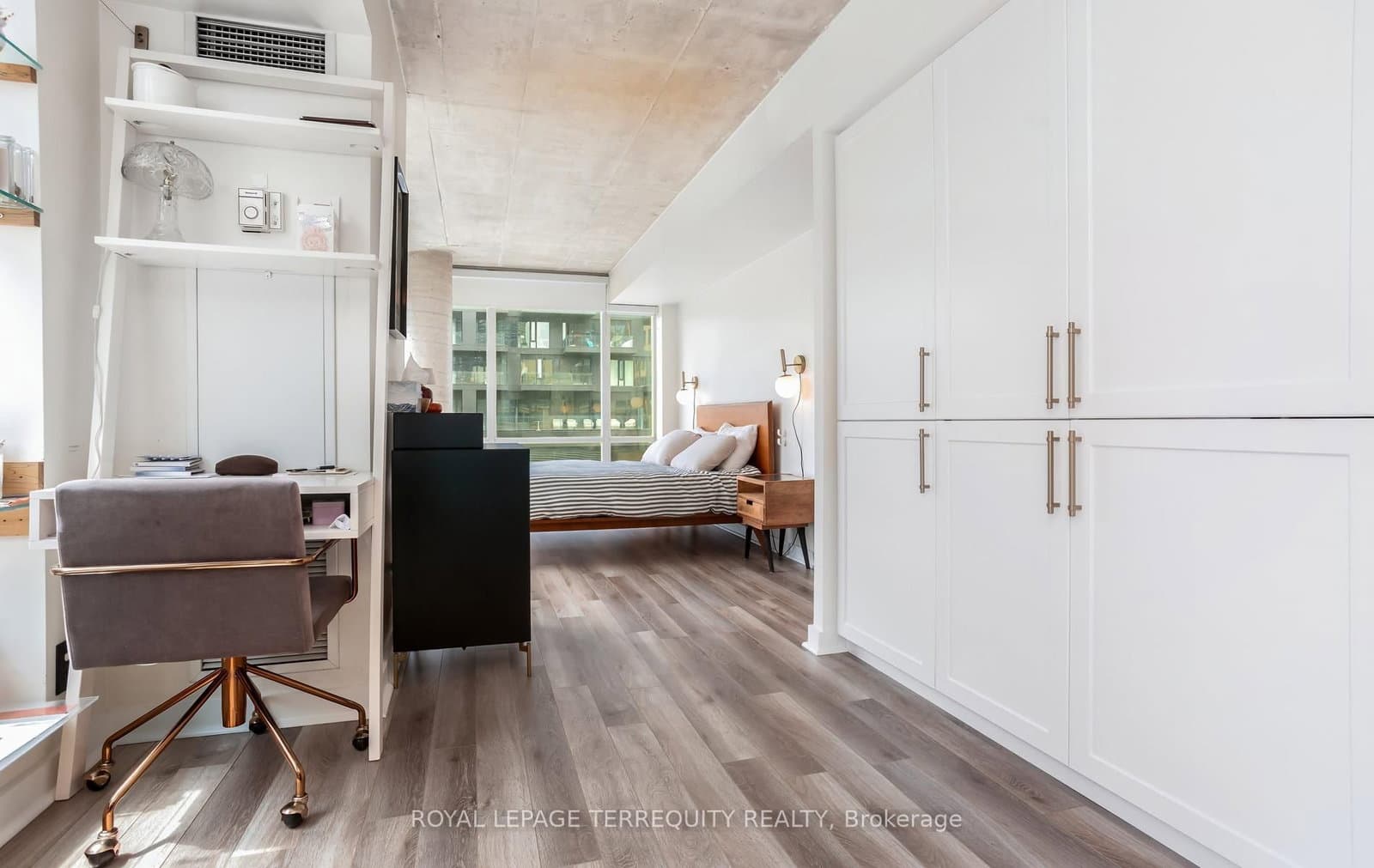 50 Camden Street, Unit 704 thumbnail 17
