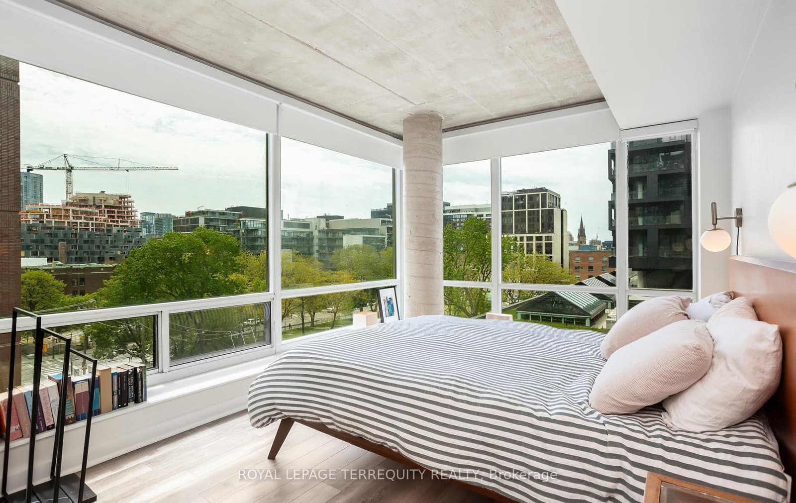 50 Camden Street, Unit 704 thumbnail 19