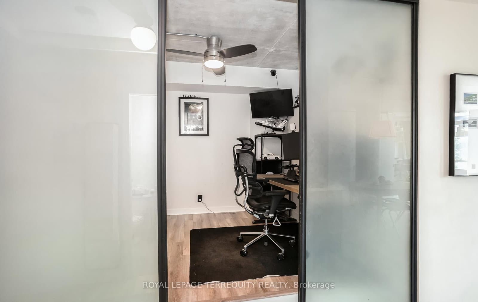 50 Camden Street, Unit 704 thumbnail 24