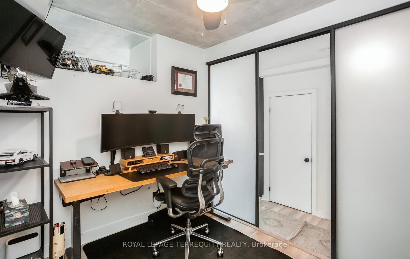 50 Camden Street, Unit 704 thumbnail 26