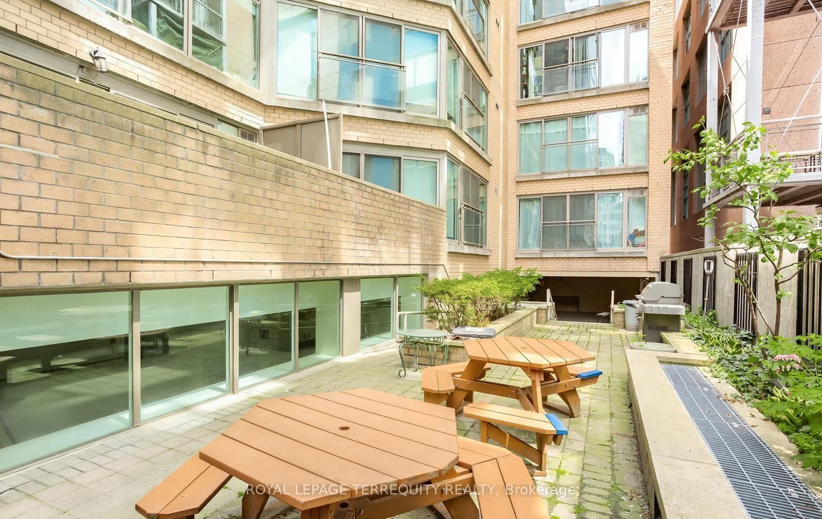 50 Camden Street, Unit 704 thumbnail 44