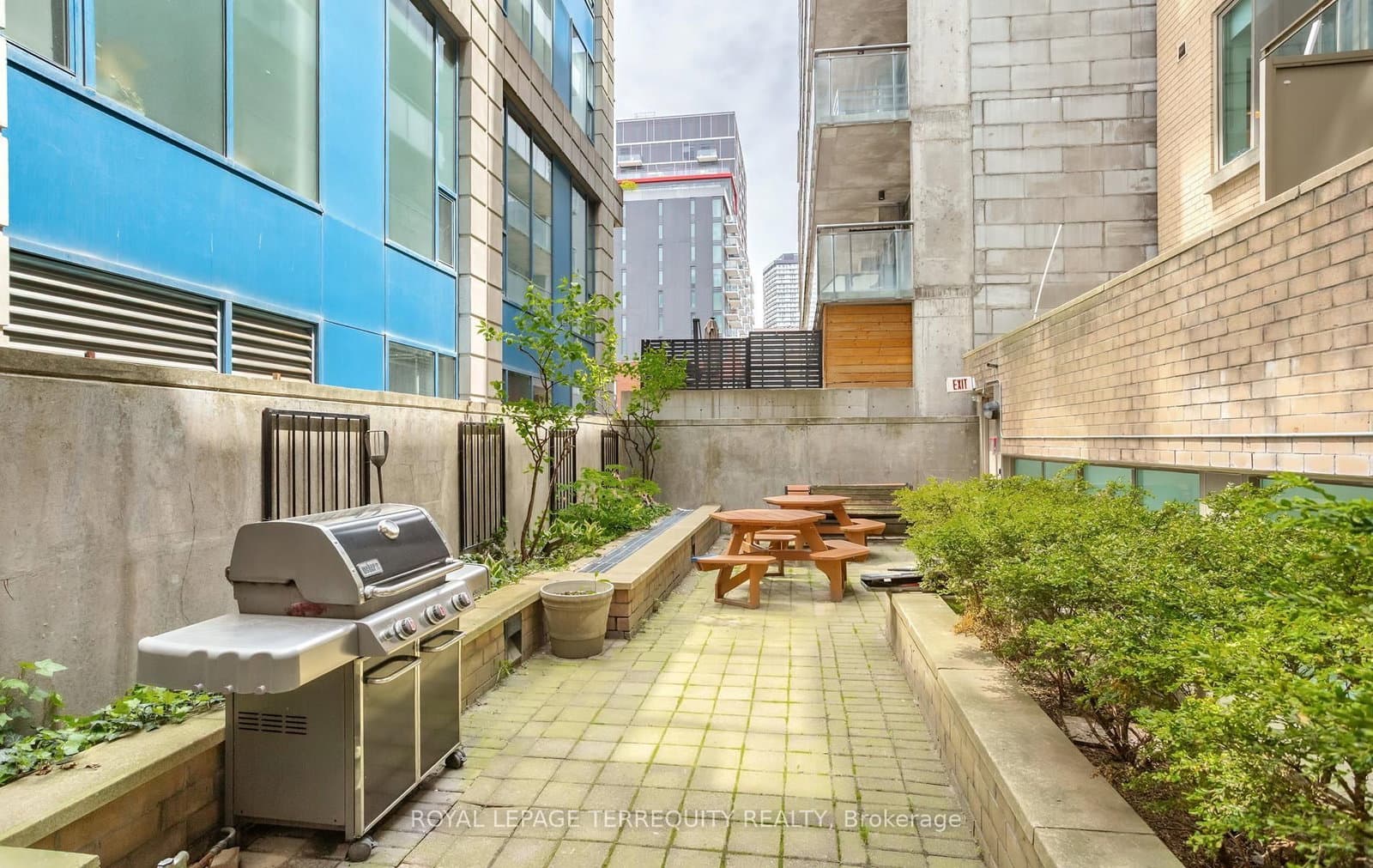 50 Camden Street, Unit 704 thumbnail 45
