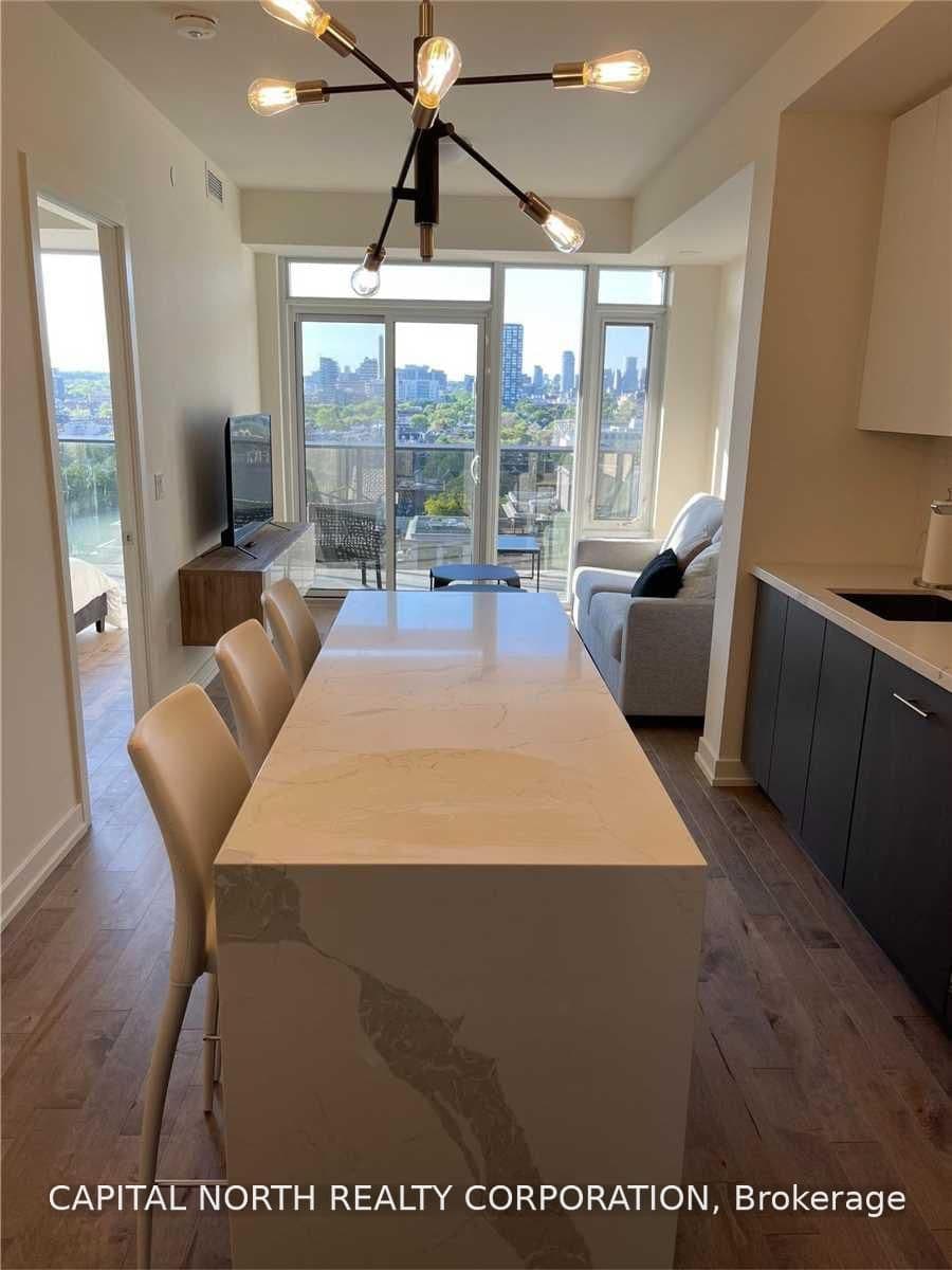 330 Richmond Street W, Unit 1612 thumbnail 7