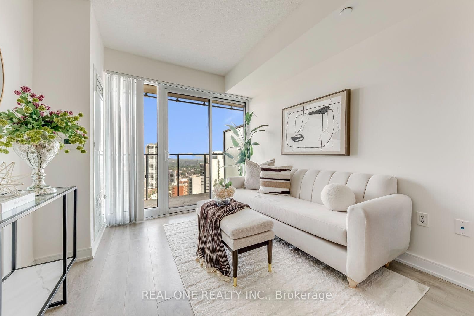50 Wellesley Street E, Unit 3706 thumbnail 19