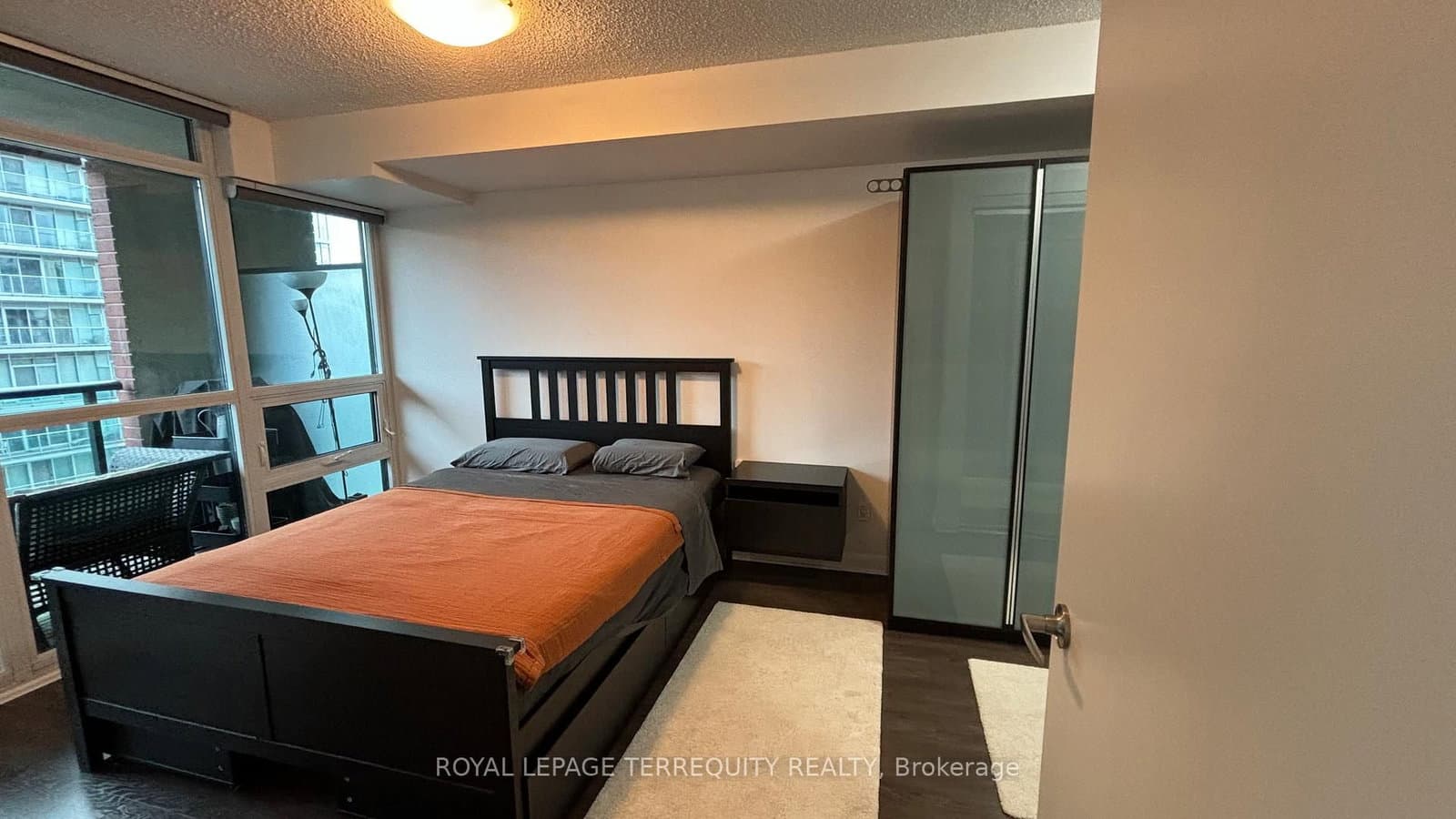 525 Wilson Avenue, Unit 835 thumbnail 24
