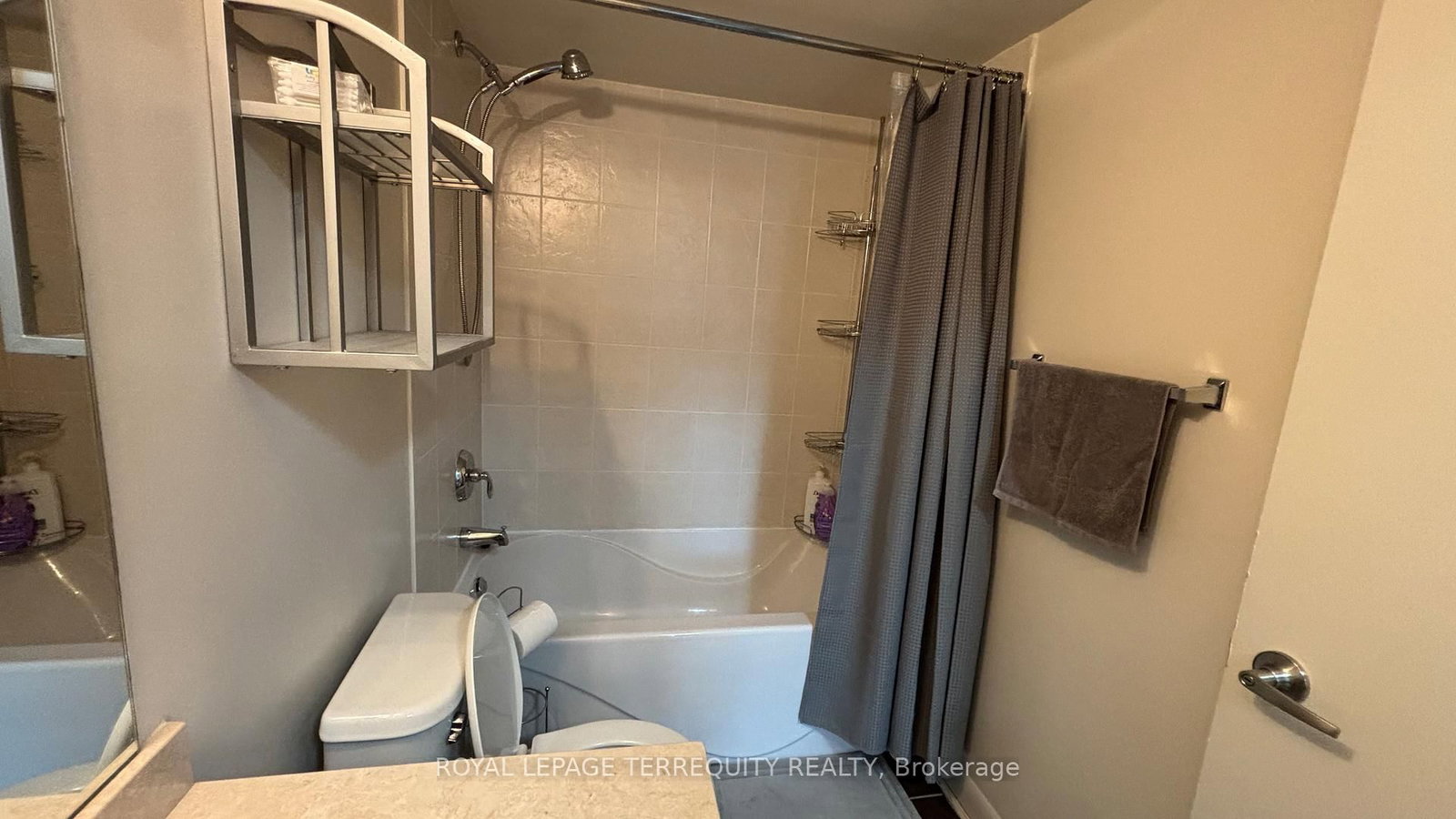 525 Wilson Avenue, Unit 835 thumbnail 28