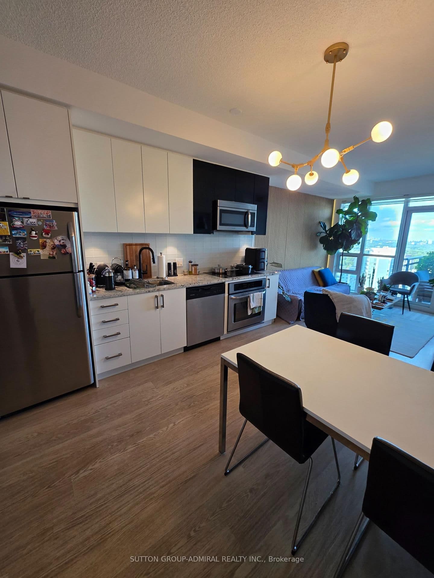 98 Lillian Street, Unit 2316 thumbnail 4